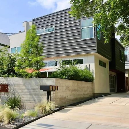 Stunning Modern Home W Pool & Hot Tub In Dt Austin Exteriör bild